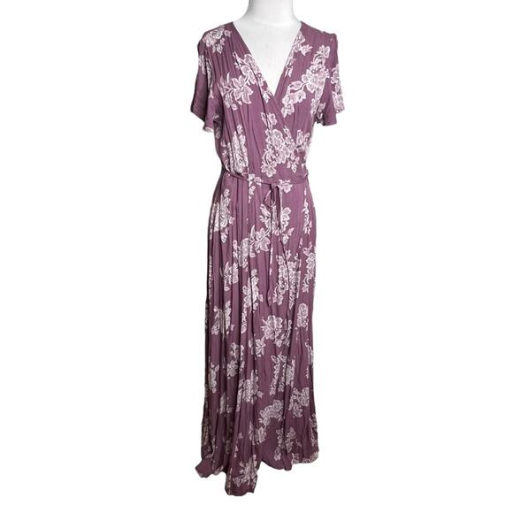 NWT Lulu’s Heart of Marigold Dusty Lavender Floral Print Wrap Maxi Dress Sz M - Picture 4 of 9